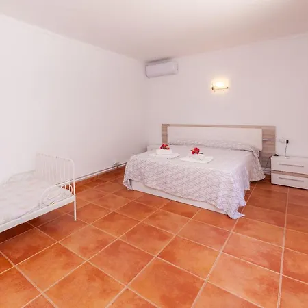Bona Mar Villa *